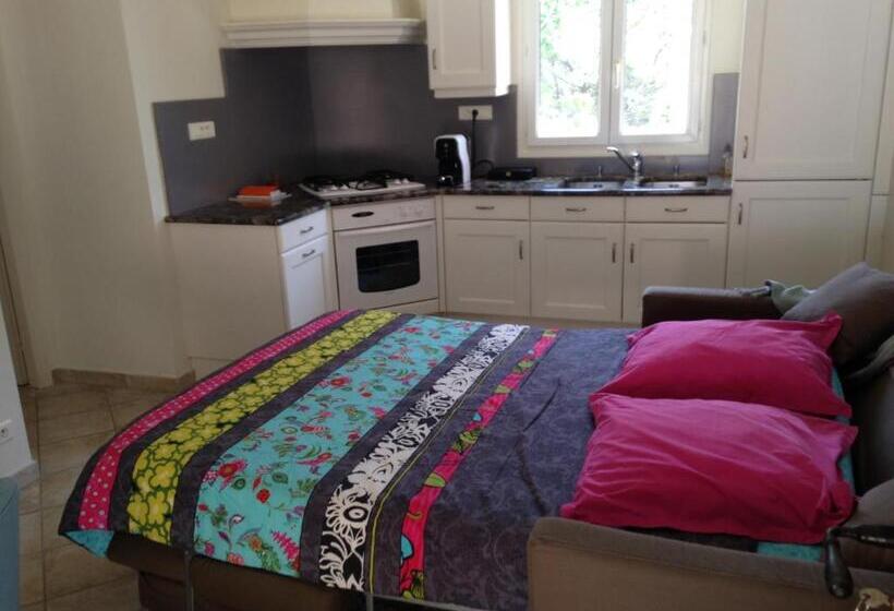 مبيت وإفطار Les Chambres Du Restaurant Le Castellaras   Teritoria