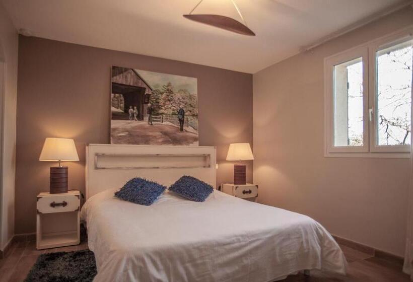 住宿加早餐  Les Chambres Du Restaurant Le Castellaras   Teritoria
