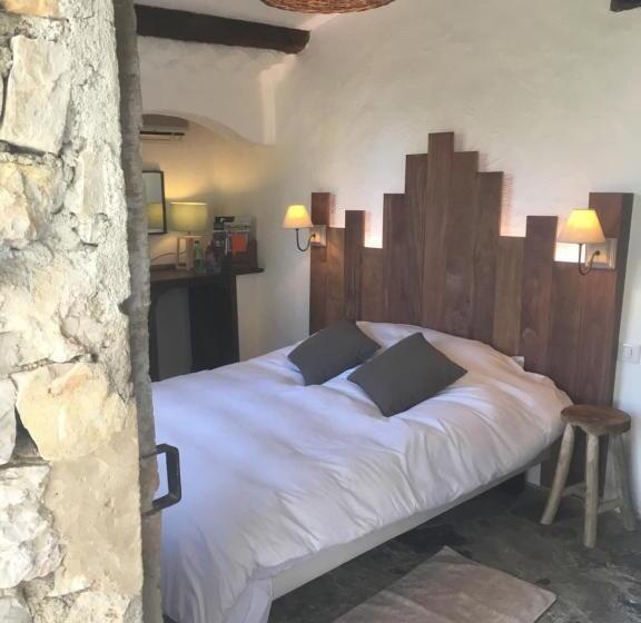 مبيت وإفطار Les Chambres Du Restaurant Le Castellaras   Teritoria