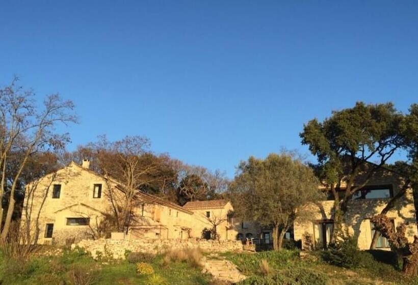 مبيت وإفطار Les Esplanes