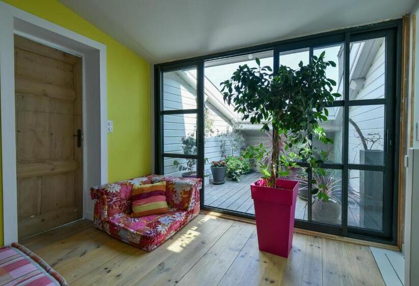 住宿加早餐  Les Parfums De Madeleine