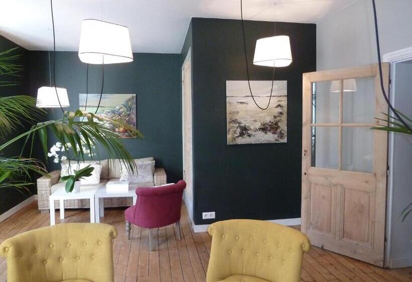 住宿加早餐  Les Parfums De Madeleine