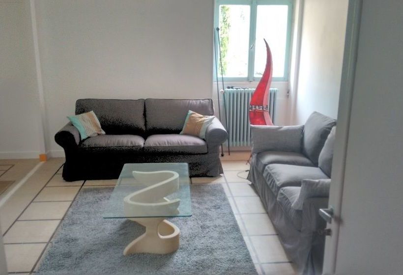 مبيت وإفطار Les Terrasses Du Soleil