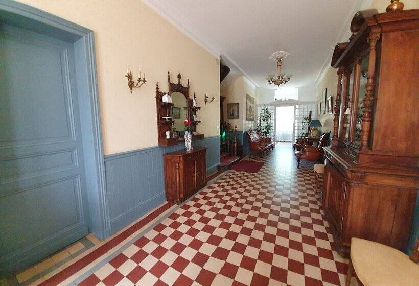 צימר Manoir De Tireveste