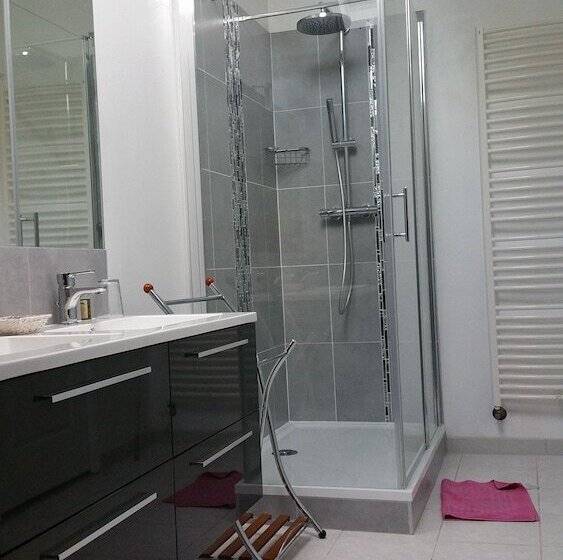 צימר Manoir De Tireveste