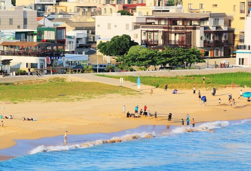 تختخواب و صبحانه Beachcastle & Sea View Villa