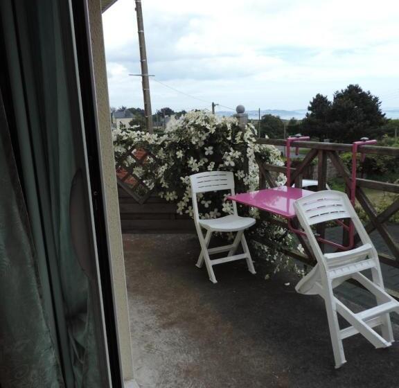 تختخواب و صبحانه Villa Des Hortensias