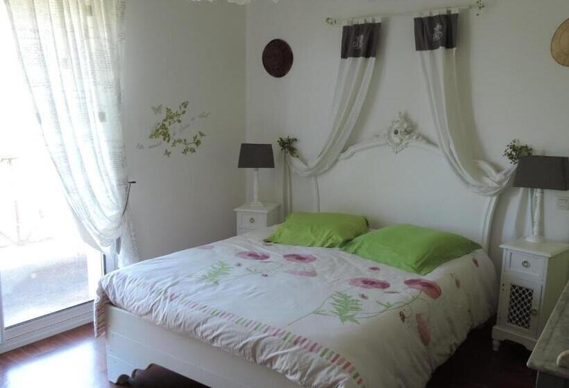 تختخواب و صبحانه Villa Des Hortensias