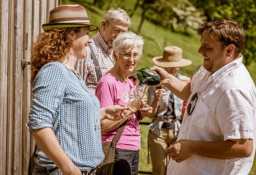 Biobausewein Wein Hotel Leben