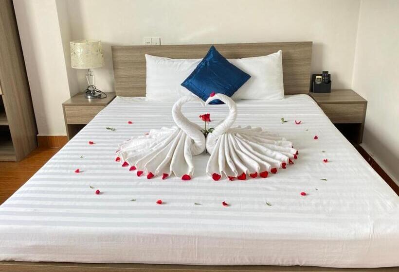 Catba Central Hotel 2