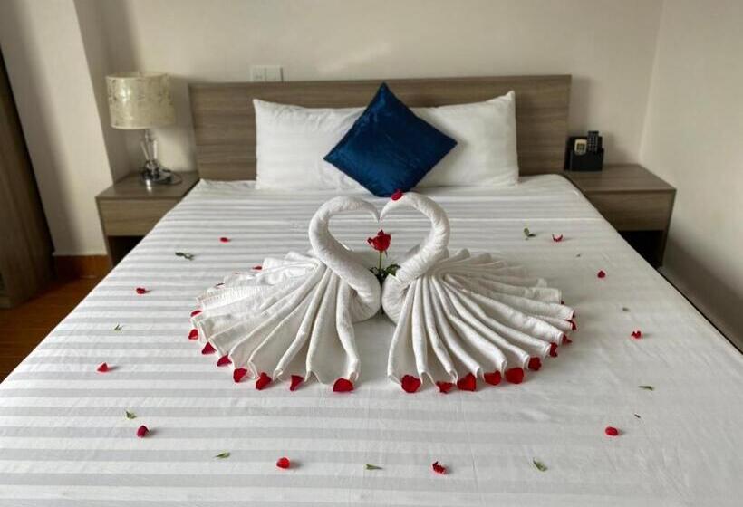 Catba Central Hotel 2