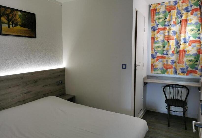 בית מלון כפרי Alpha