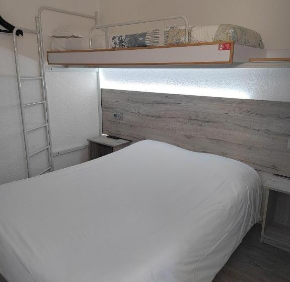 בית מלון כפרי Alpha