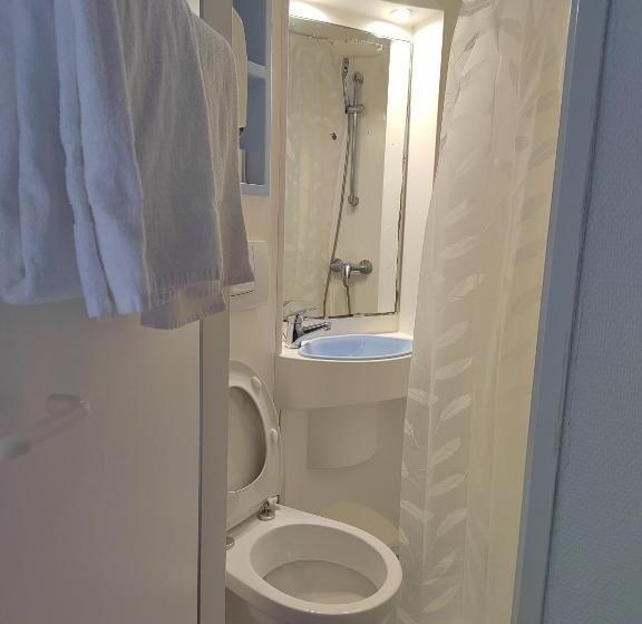 בית מלון כפרי Alpha