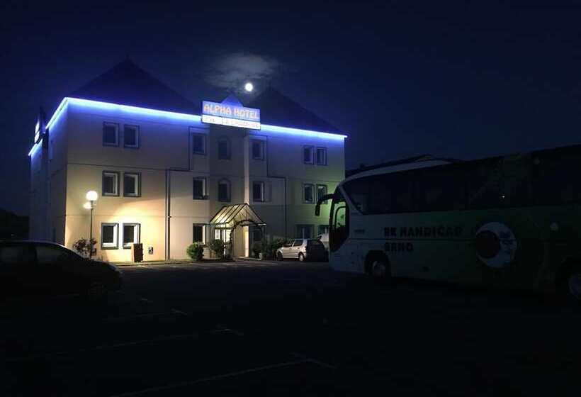 בית מלון כפרי Alpha