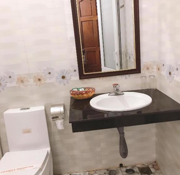 هتل Khach San Asean