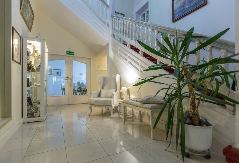 בית מלון כפרי Atlantic Travemünde