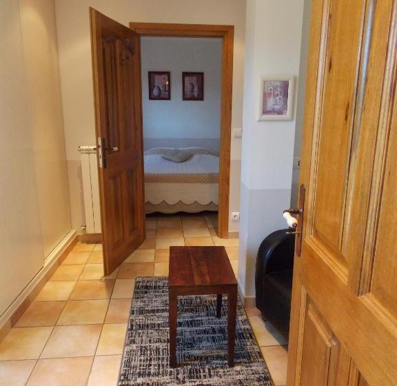 فندق Au Relais Provencal