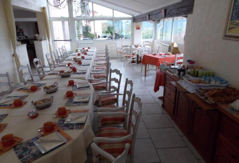 فندق Au Relais Provencal
