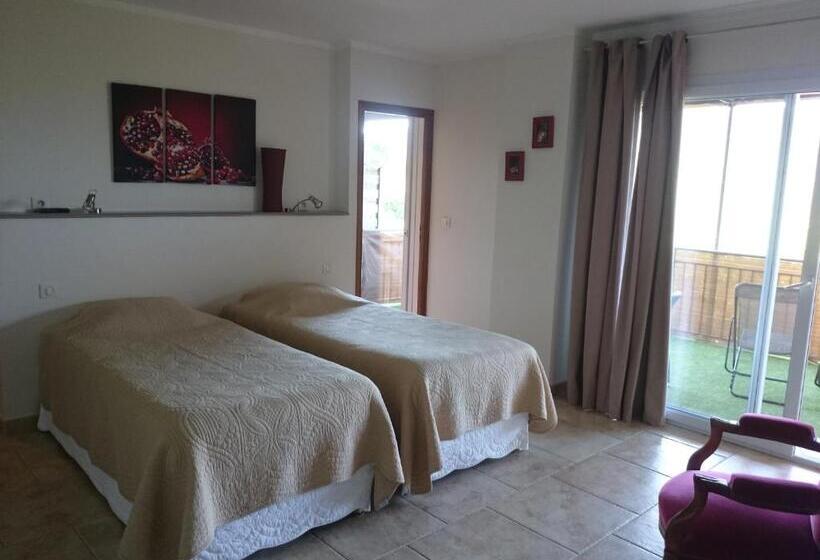 فندق Au Relais Provencal