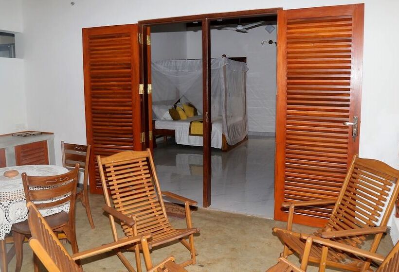 호텔 Beach Villa Lanka