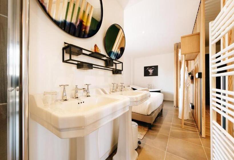 هتل Citta Di Lume Suites & Lofts