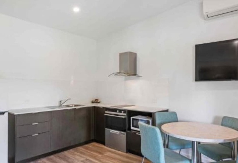 בית מלון כפרי Discovery Parks   Hahndorf