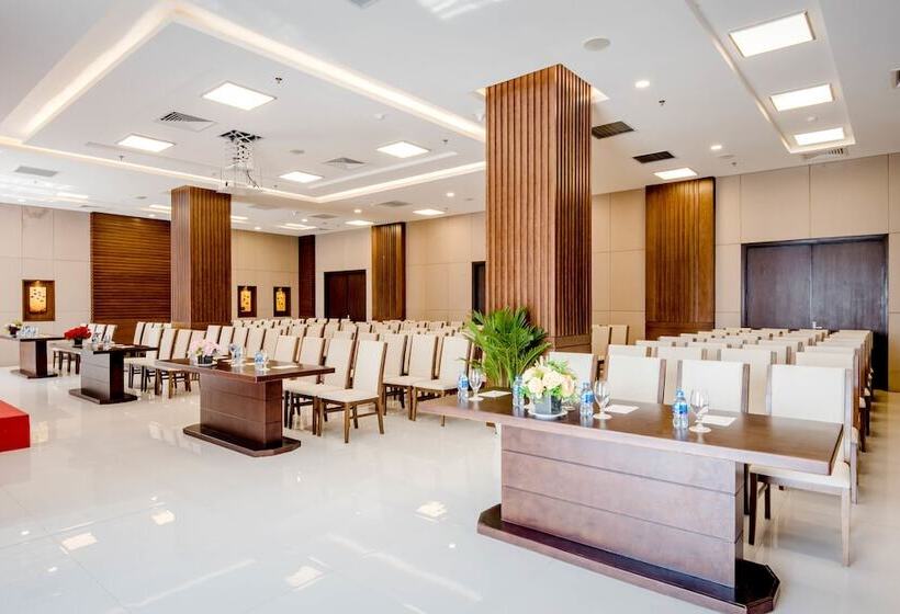 Grand Sea Hotel Danang