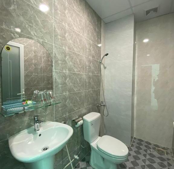 هتل Hà Tiên Hạnh Phúc