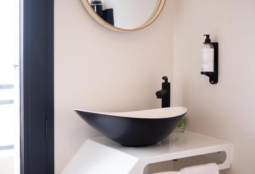 Отель Hôtel De La Plage