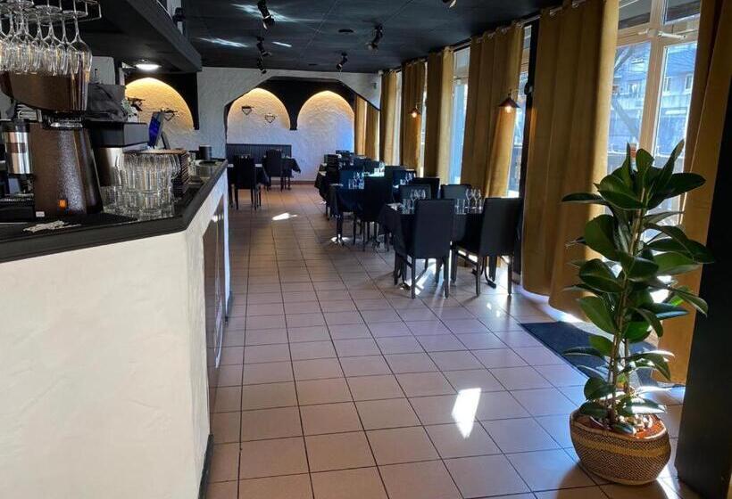 فندق Hôtel Le Savoie