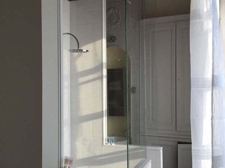 酒店 Hôtel Le Sénéchal