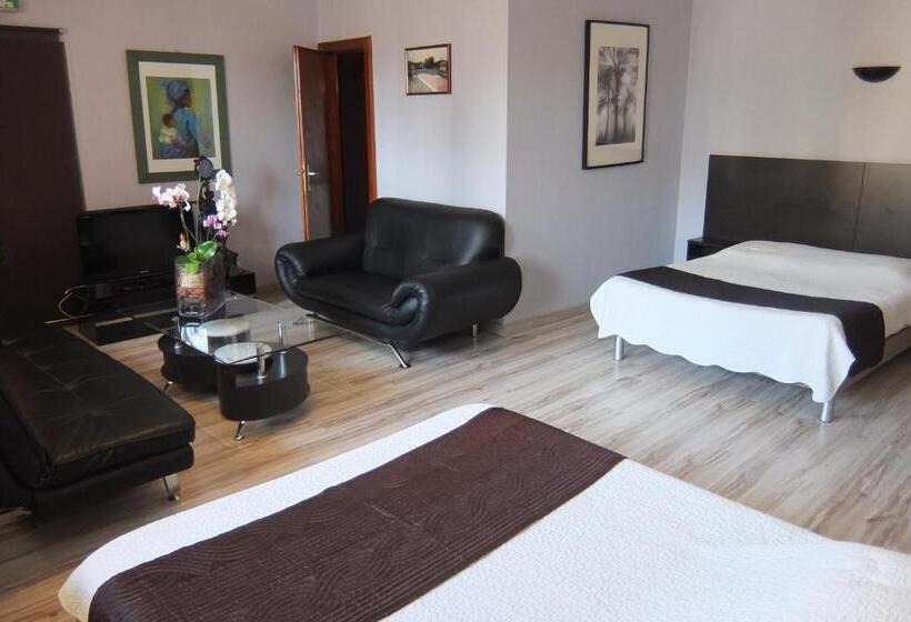 ホテル Hôtel Restaurant Du Soleil Levant