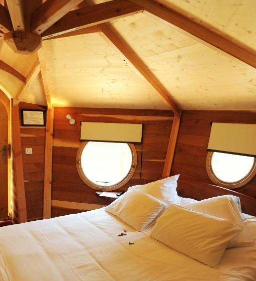 호텔 Hôtel Restaurant Le Relais De L'estuaire