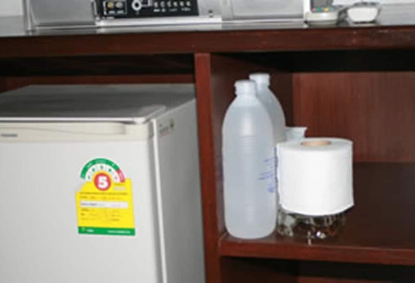 בית מלון כפרי Jinda Resort