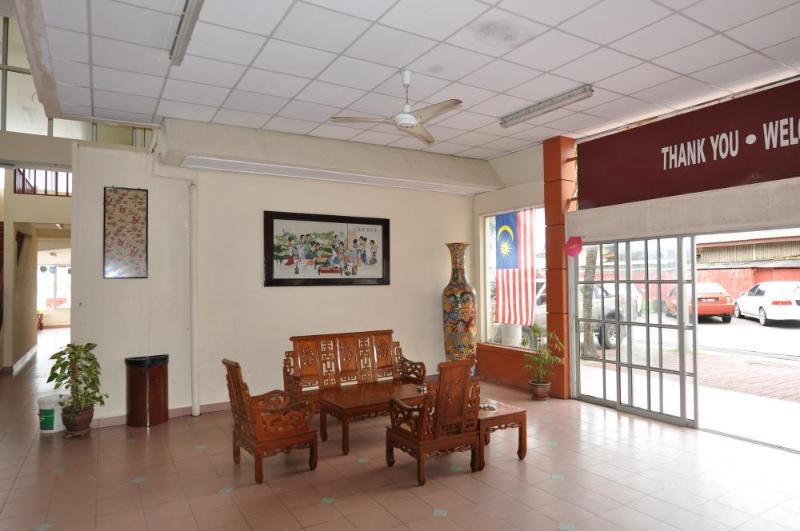 فندق K T Beach Resort