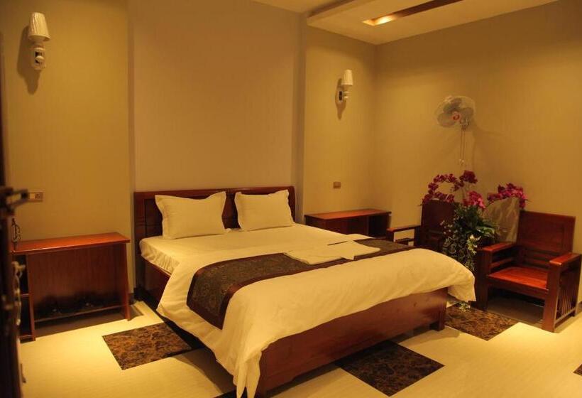 هتل Khách Sạn Hoàng Gia 2 Lào Cai