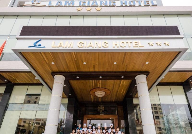 هتل Lam Giang