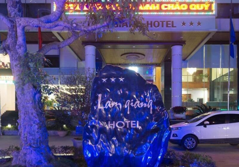هتل Lam Giang