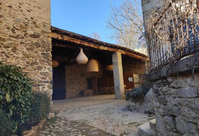 בית מלון כפרי Le Château Brangoly