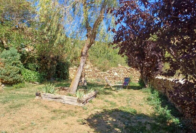 בית מלון כפרי Le Château Brangoly