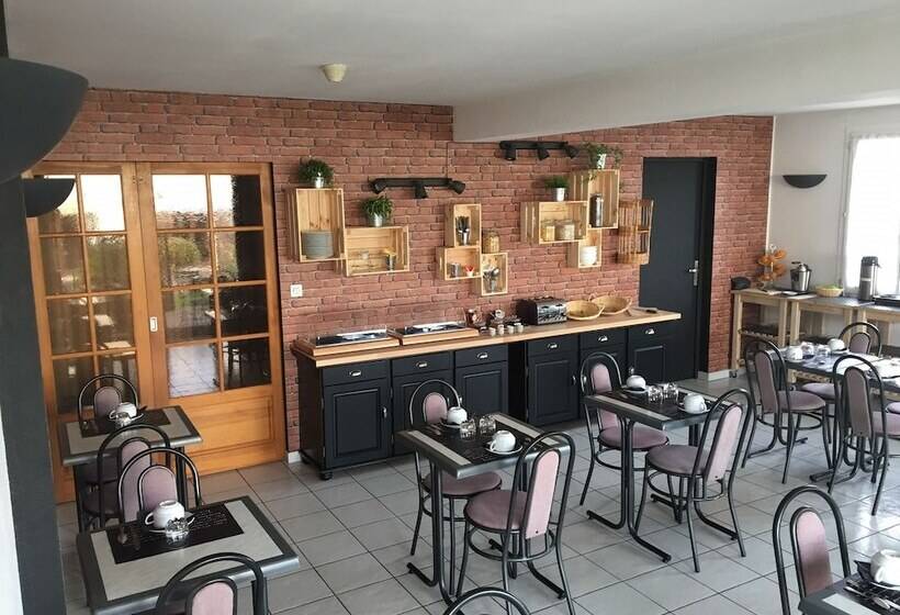 בית מלון כפרי Le Dauphin