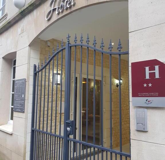 Отель Le Saint Patrice