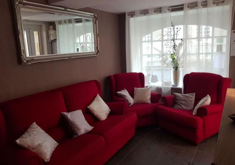 Отель Le Saint Patrice