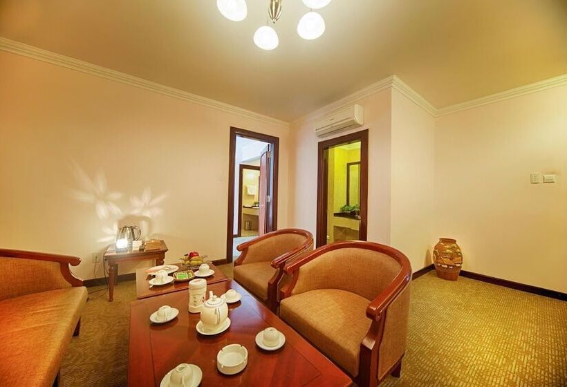 هتل Muong Thanh Grand Phuong Dong