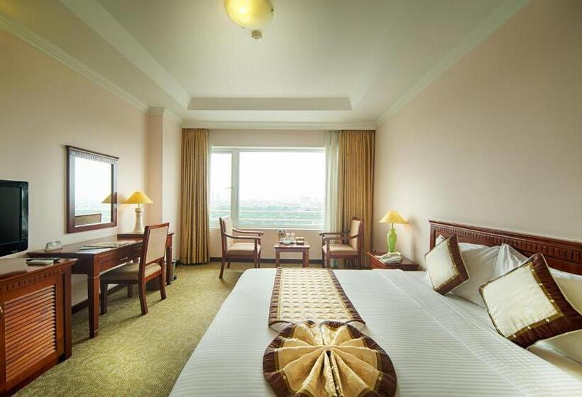 هتل Muong Thanh Grand Phuong Dong