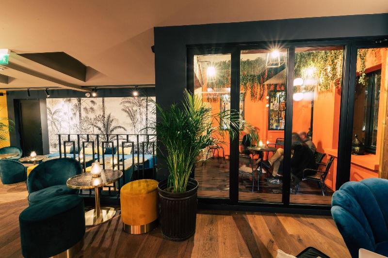 Отель Saintjulien