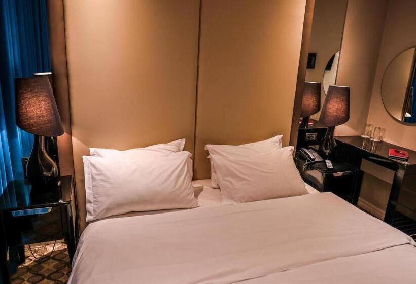 בית מלון כפרי Senator