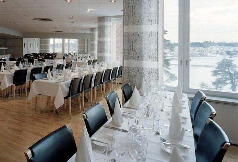 酒店 Skogshem & Wijk