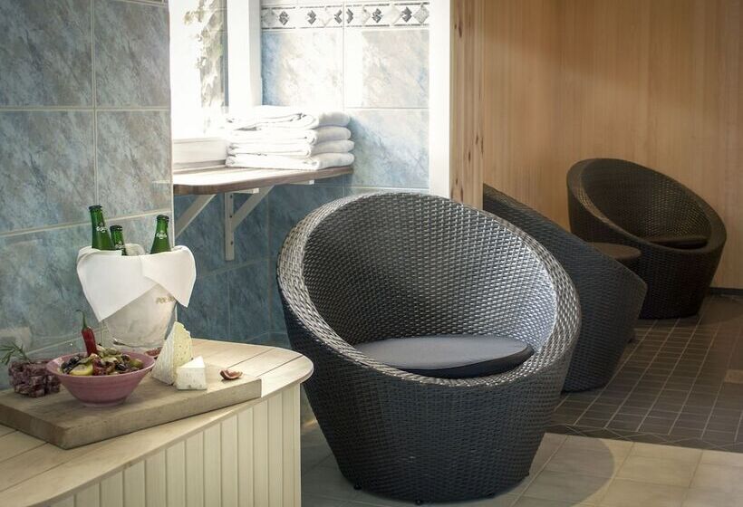 酒店 Skogshem & Wijk